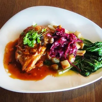 Coq au vin rouge
