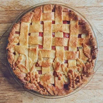 Tourte fraise et rhubarbe