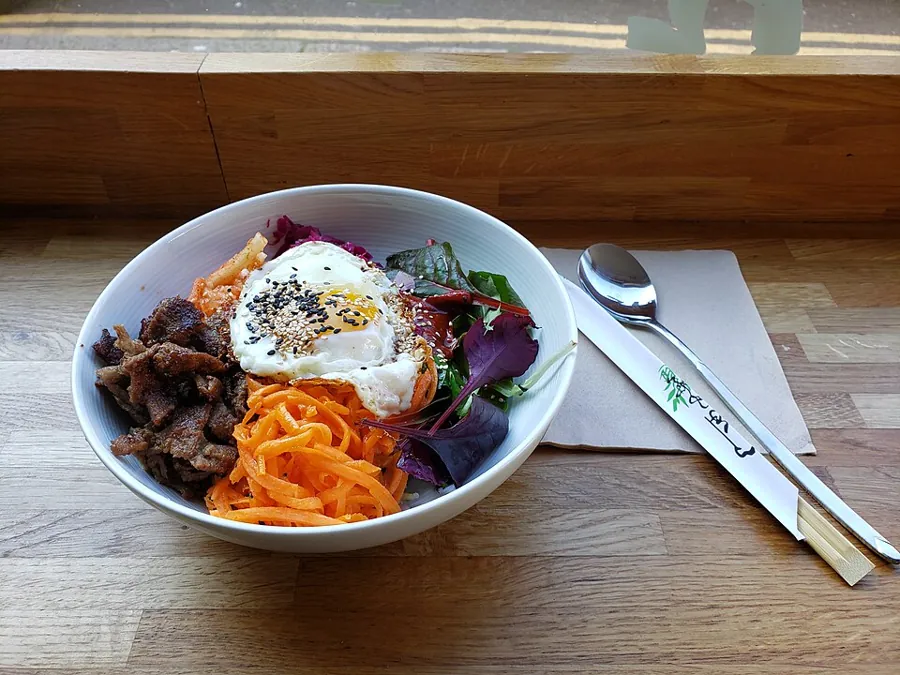 Bibimbap au bœuf et légumes