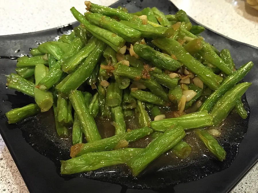 Haricots verts sautés à l’ail