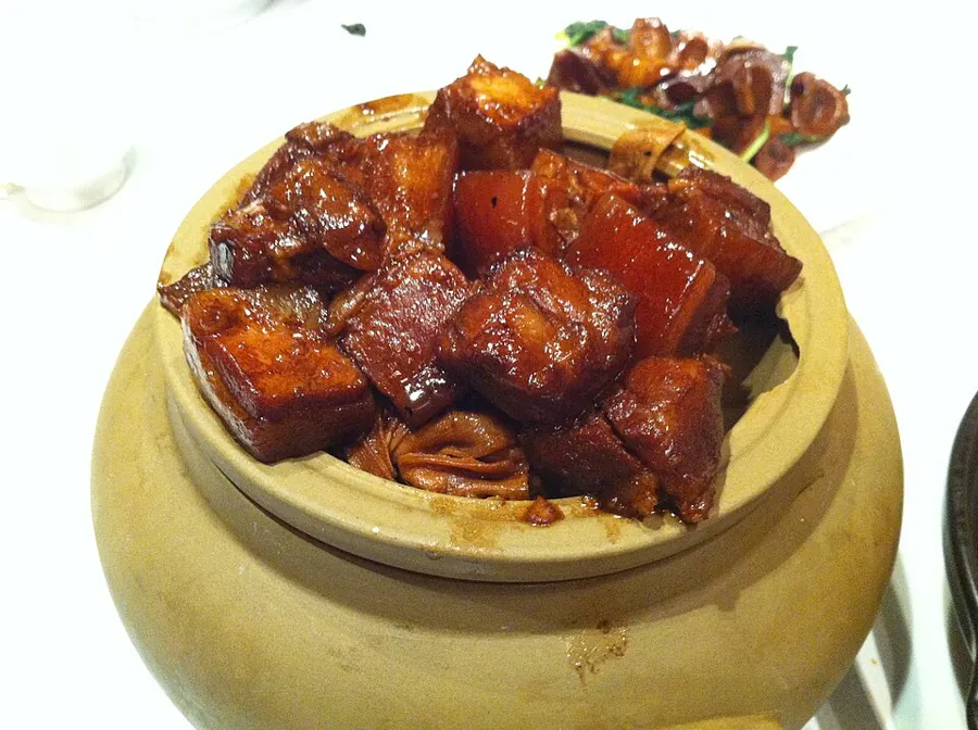 Porc braisé au caramel, hong shao rou