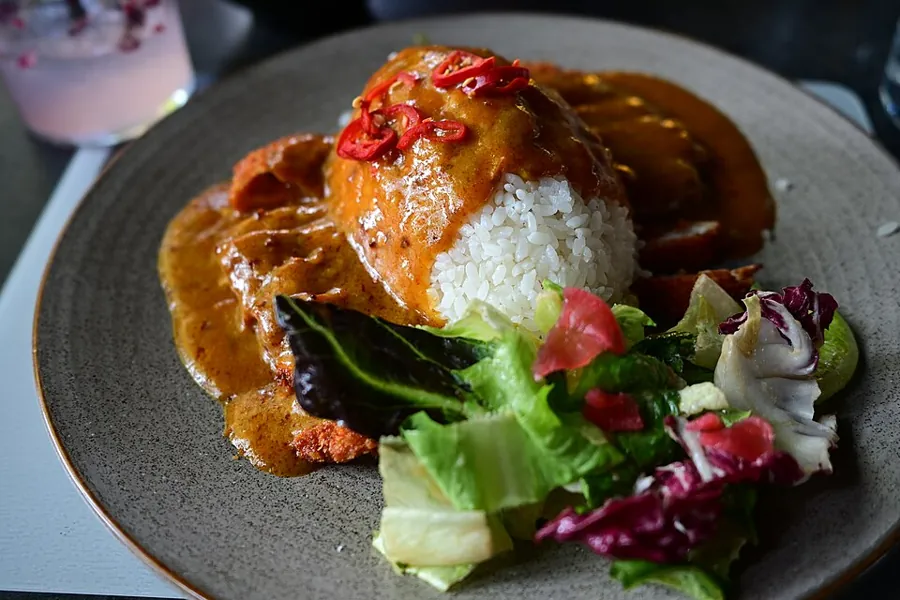 Curry japonais au poulet katsu