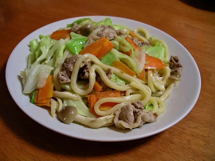 Yaki udon aux fruits de mer