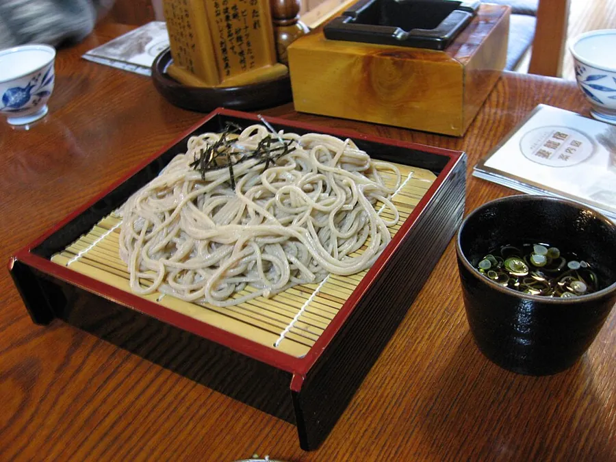 Soba froides au sésame et nori