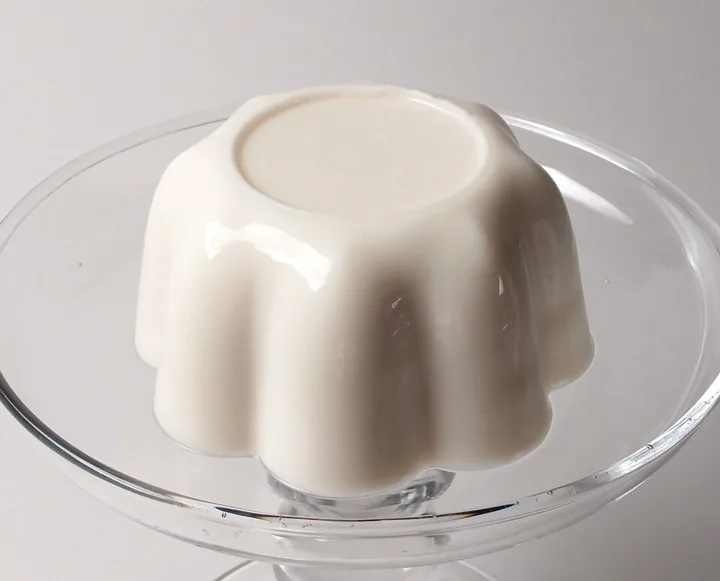 Blanc-manger aux amandes et agar-agar