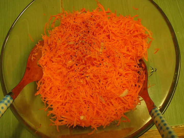Carottes râpées à la française