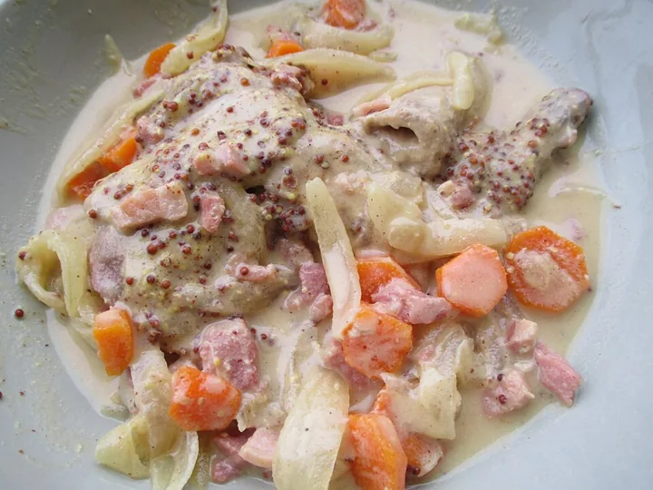 Lapin à la moutarde et à la crème