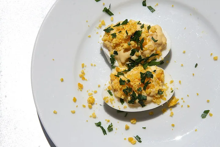 Œufs mimosa à la ciboulette