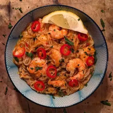 Laksa de crevettes aux nouilles de riz