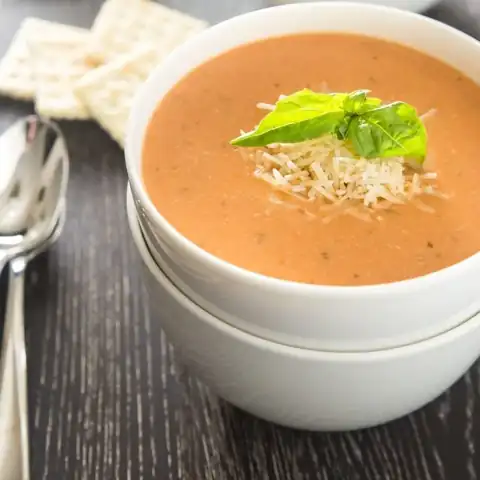 Velouté de tomates au yaourt