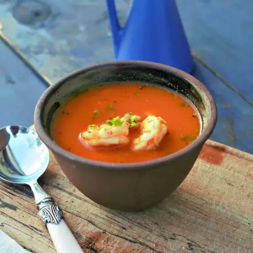 Bisque légère de crevettes au fenouil