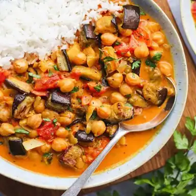 Aubergines grillées et pois chiches aux noix