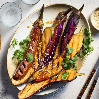 Aubergines grillées au sésame