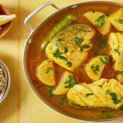 Curry bengali de poisson au radis blanc
