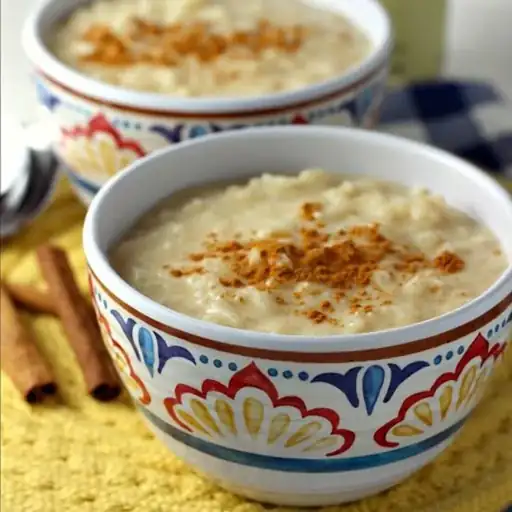 Riz au lait peu sucré à la cannelle
