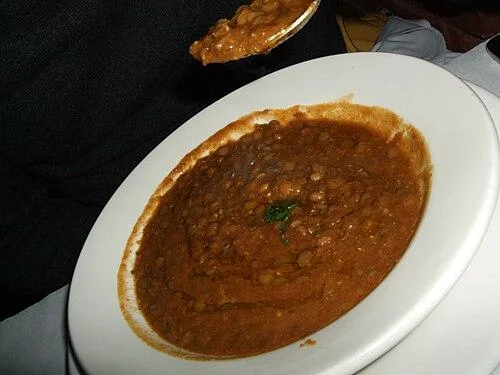 Adess — lentilles marocaines à la tomate